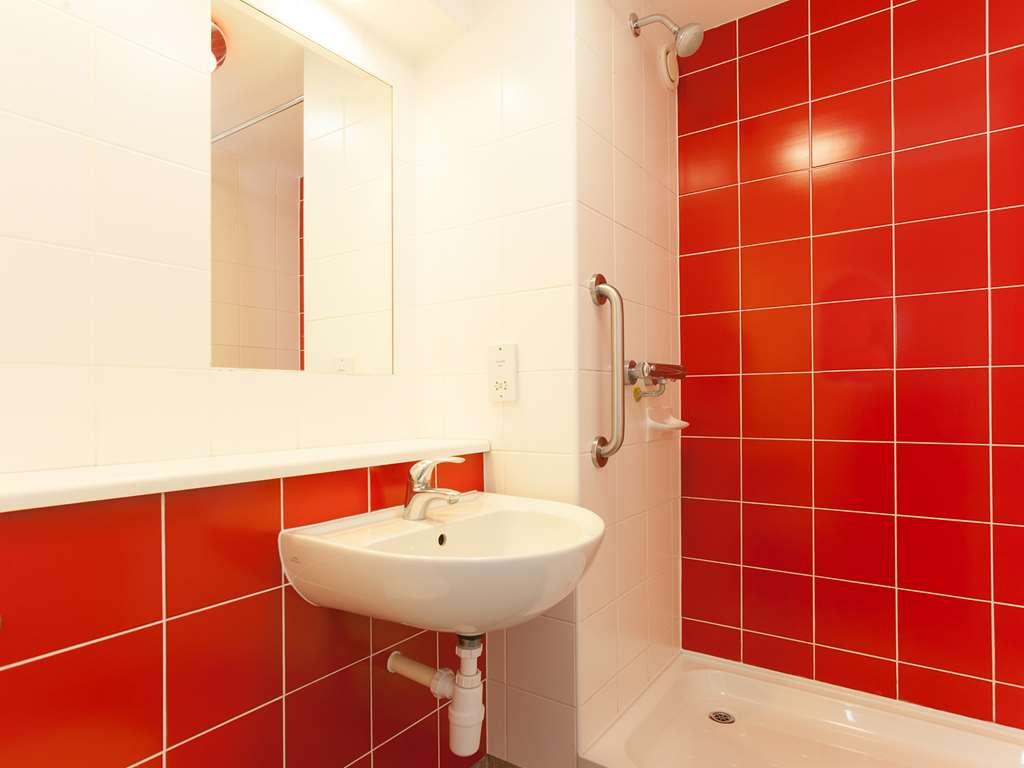Premier Inn Worthing Seafront Номер фото