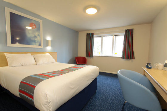 Premier Inn Worthing Seafront Номер фото